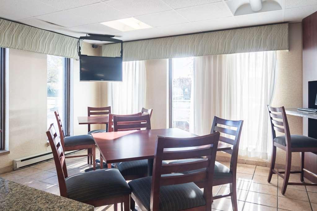 Motel 6-Madison, Wi - East Interior photo